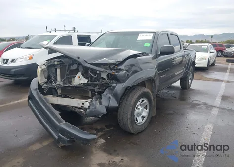 2011 Toyota Tacoma Prerunner V6 z USA, uszkodzony, nr VIN 3TMKU4HN8BM027497